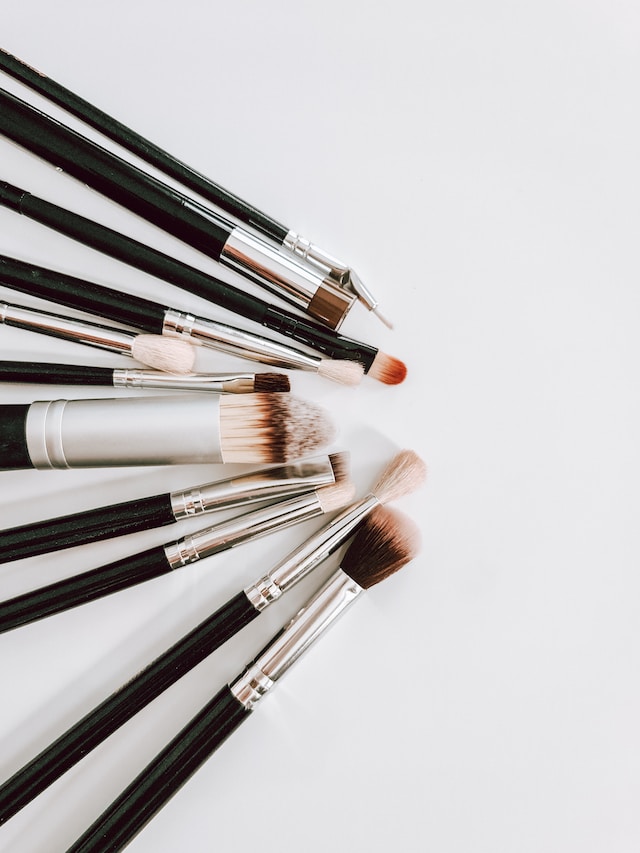 The Importance of Make-up Tool Quality: Investing in Your Beauty Routine