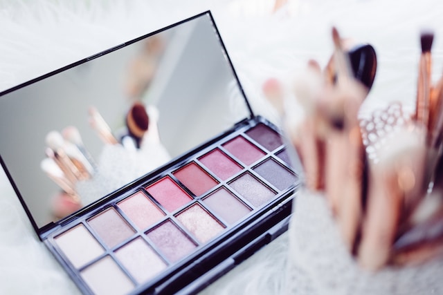 The Best Eye Shadow Palettes for Every Occasion