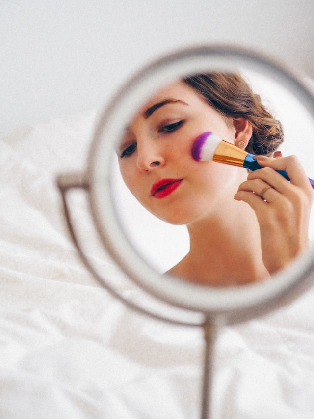 The Dark Side of Makeup History: Toxic Ingredients and Dangerous Practices